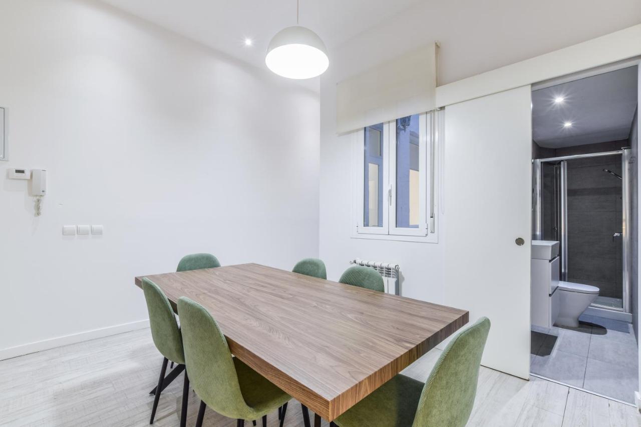 Апартаменти Amplio Apartamento En Malasana Para 6 Personas Мадрид Екстер'єр фото