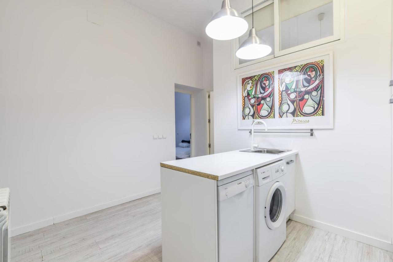 Апартаменти Amplio Apartamento En Malasana Para 6 Personas Мадрид Екстер'єр фото