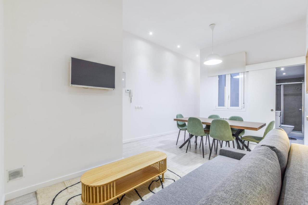 Апартаменти Amplio Apartamento En Malasana Para 6 Personas Мадрид Екстер'єр фото