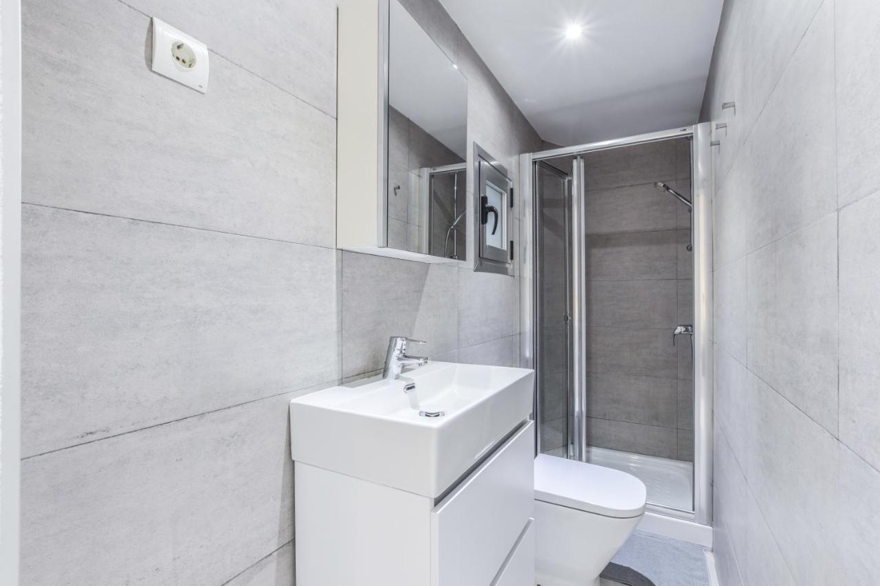 Апартаменти Amplio Apartamento En Malasana Para 6 Personas Мадрид Екстер'єр фото